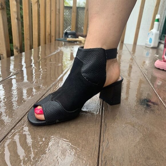 Topshop Black Suede Leather Sandals – Size 6.5 US / 37 EU – Block Heel - Picture 1 of 5